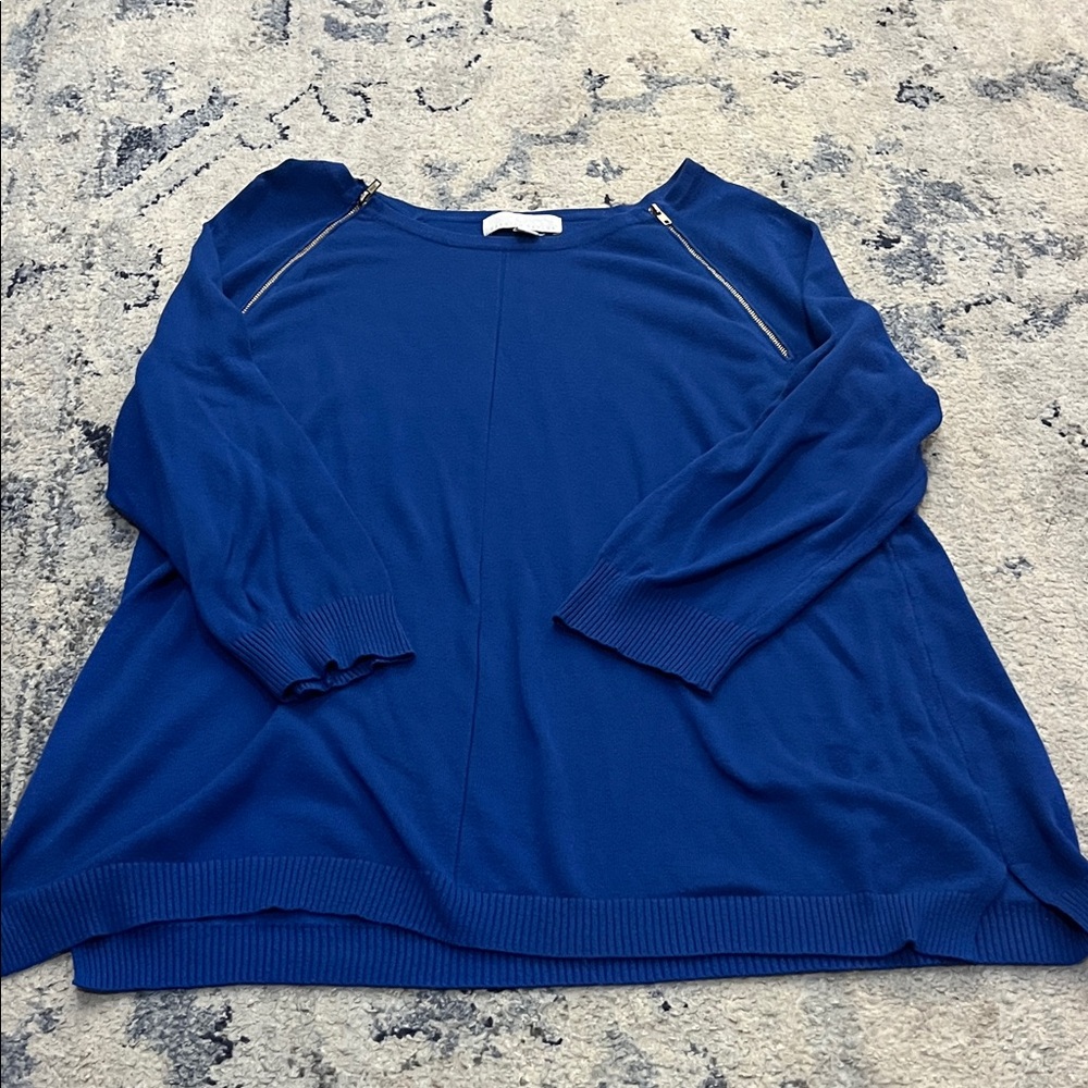 Carolyn Taylor Blue Crew Neck Sweater